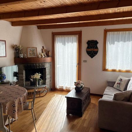 Chalet Blanc "Le Flocon" Courmayeur Bagian luar foto