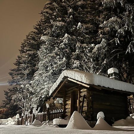 Chalet Blanc "Le Flocon" Courmayeur Bagian luar foto