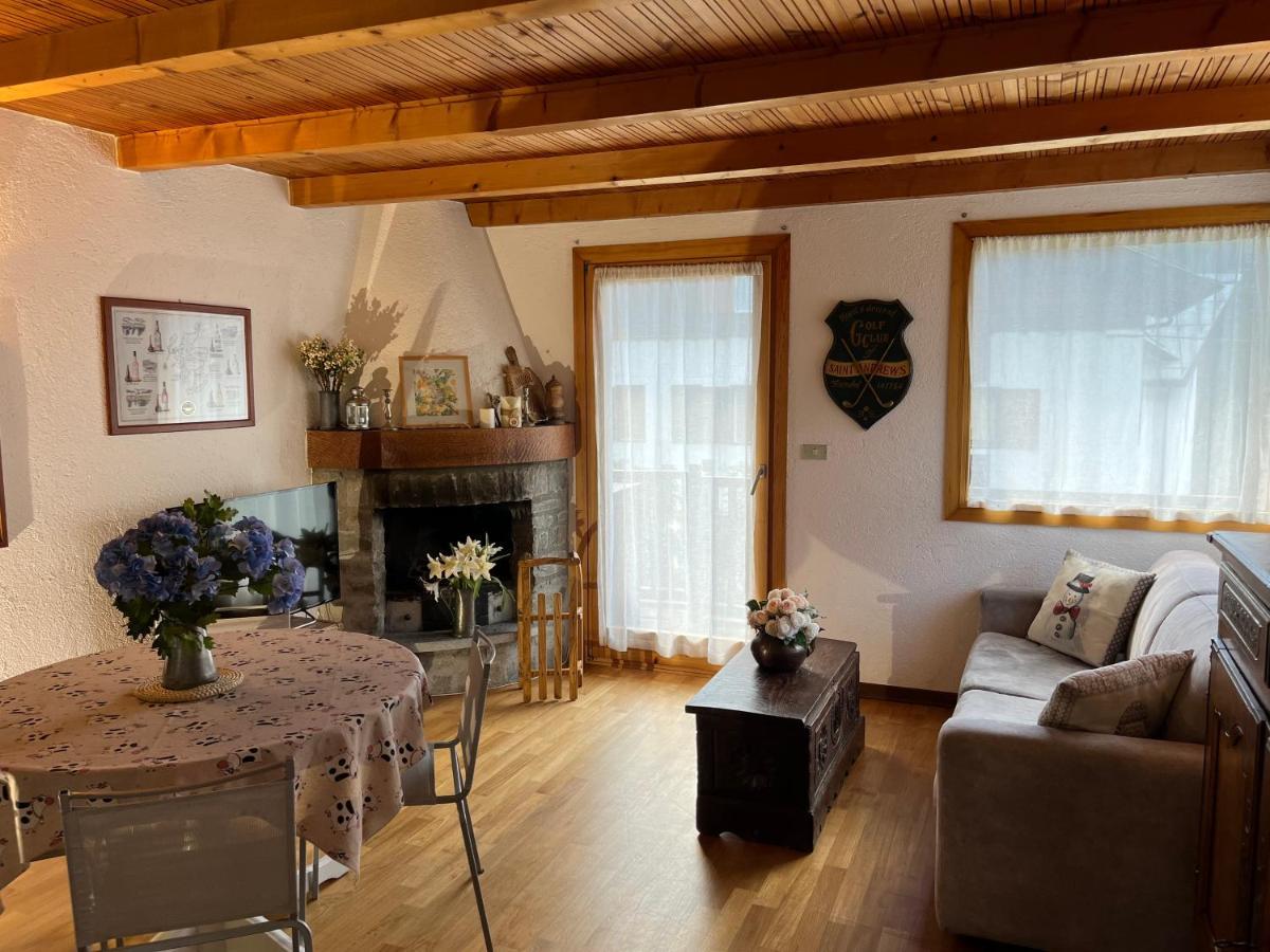 Chalet Blanc "Le Flocon" Courmayeur Bagian luar foto