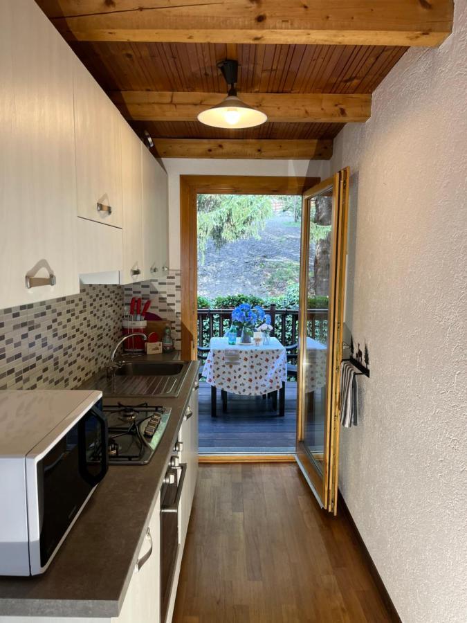 Chalet Blanc "Le Flocon" Courmayeur Bagian luar foto